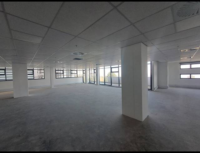 604M² OFFICE TO LET IN ILLOVO